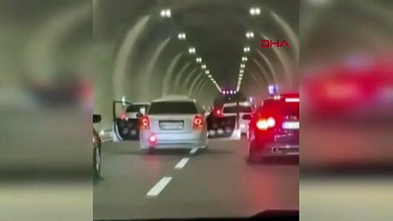 Asker uğurlama eğlencesinde trafiği birbirine katanlar tek tek yakalandı!