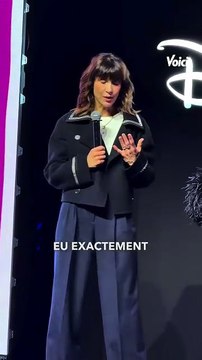 Sophie Marceau revient dans @lol2.0_lefilm « Je n’y ai même pas pensé au départ. Même pour le premier LOL, on m’avait dit : ‘C’est un peu une suite logique de La Boum…’ Et je suis entrée directement dans l’univers de @lisazuelos. Avec LOL 2, c’est exact