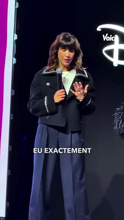 Sophie Marceau revient dans @lol2.0_lefilm « Je n’y ai même pas pensé au départ. Même pour le premier LOL, on m’avait dit : ‘C’est un peu une suite logique de La Boum…’ Et je suis entrée directement dans l’univers de @lisazuelos. Avec LOL 2, c’est exact