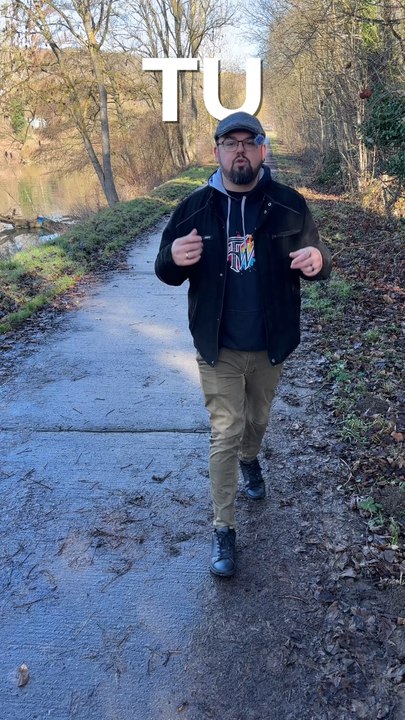 Voici une des principales raisons pour lesquelles tu fais 300 vues. Activer un paramètre ne débloquera pas ta visibilité, te faire accompagner par un professionnel par contre ça change tout ! N’hésite pas à me contacter.