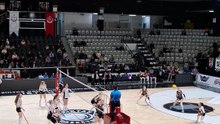 İkinci Set Sonucu - Beşiktaş 20-25 Zeren Spor - Vodafone Sultanlar Ligi 21. Hafta