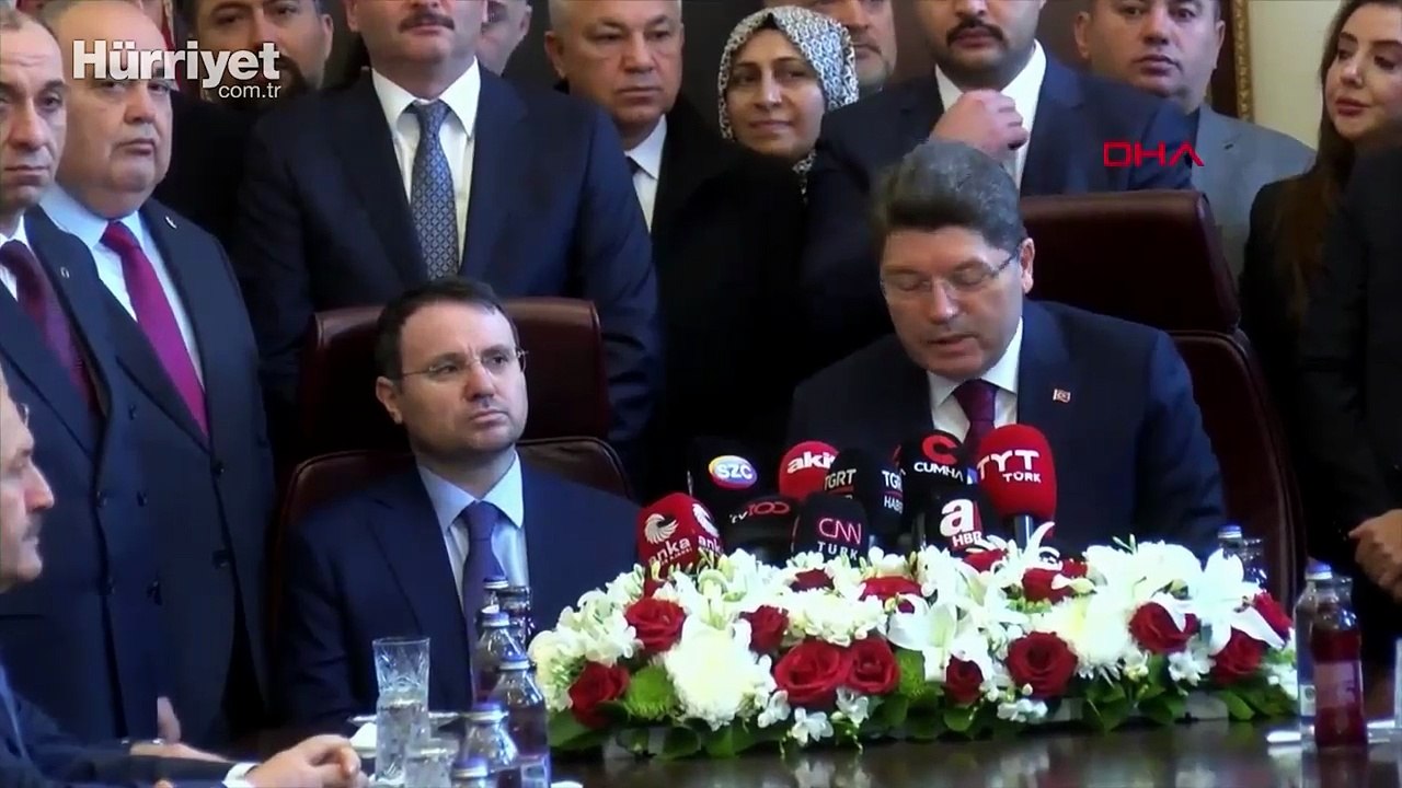 Adalet Bakanlığı'nda devir teslim töreni: Bakan Gürlek görevi teslim aldı