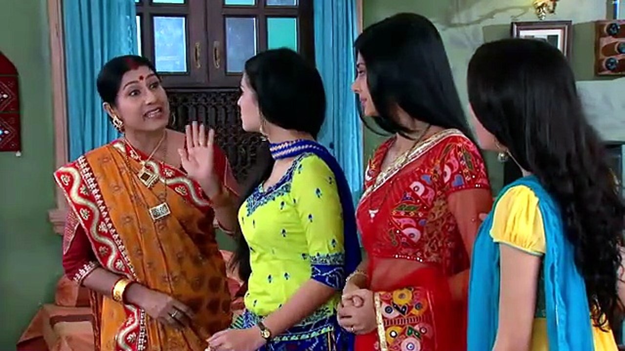 Saraswatichandra S04E25 Pramad is a drunkard Full Episode
