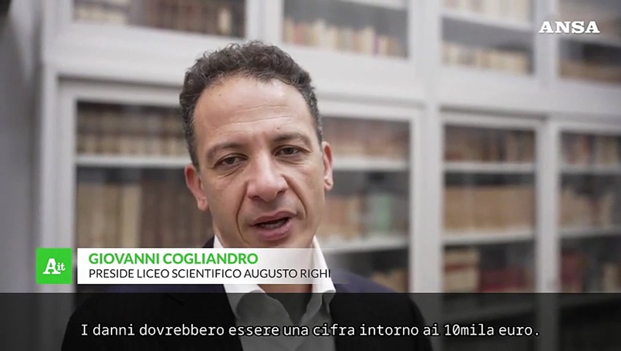 Roma, il liceo Righi riapre le porte dopo gli atti vandalici