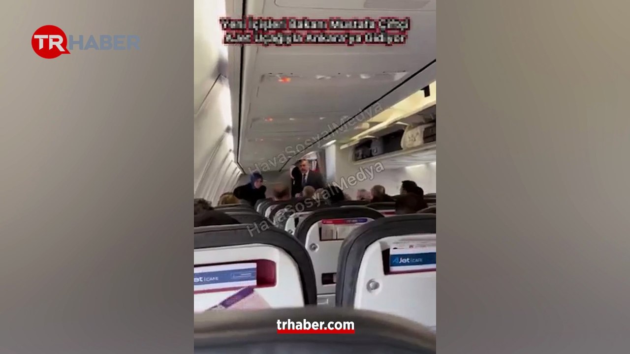 Tarifeli uçakla geldi! Yeni İçişleri Bakanı Mustafa Çiftçi Ankara'ya gelirken görüntülendi!