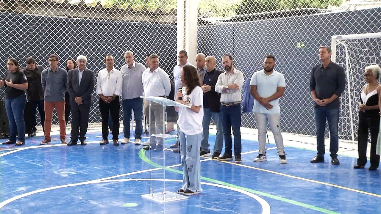 Lançamento da UME Edson Arantes do Nascimento
