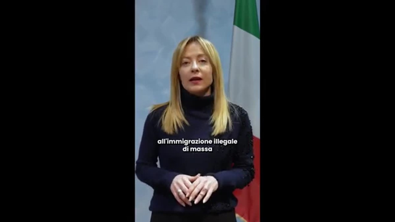 Meloni e il ddl migranti: «Così contrastiamo l’immigrazione illegale di massa e i trafficanti di esseri umani»