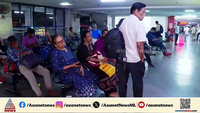 സർവീസുകൾ നടത്തുന്നത് ദീർഘദൂര ബസുകൾ മാത്രം; കോഴിക്കോട് KSRTC ബസ് സ്റ്റാൻഡിലെ ട്രക്കുകളും ഒഴിഞ്ഞുതന്നെ