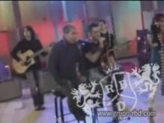 Dulce Maria - No pares Aol