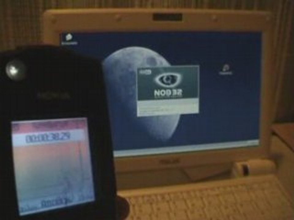 Asus 900 eee pc 38secs boot up