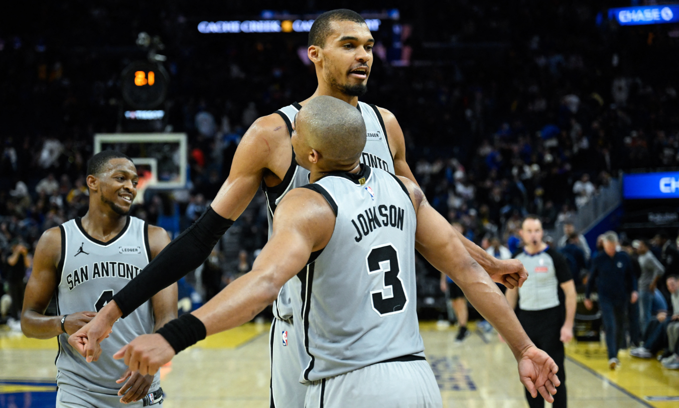 NBA : Les Spurs de Wemby et Fox renversent les Warriors