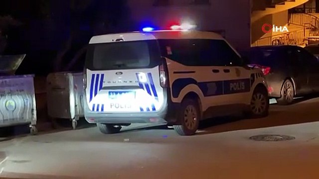 Polis kavga ihbarına gittiği evde banyoda ceset buldu