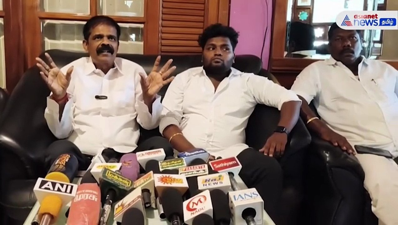தனது ரசிகர்களுக்கு விஜய் இத்தனை நாள் அநியாயம் செய்துள்ளார் - பிடி செல்வகுமார் பேட்டி