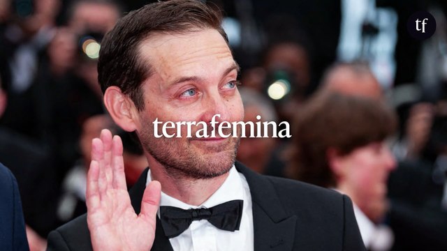 Elle n'était même pas née au premier Spider-man , c'est une gamine : l'apparition de cet acteur avec sa petite amie de 30 ans de moins que lui suscite la critique