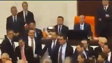 Confrontos no parlamento da Turquia
