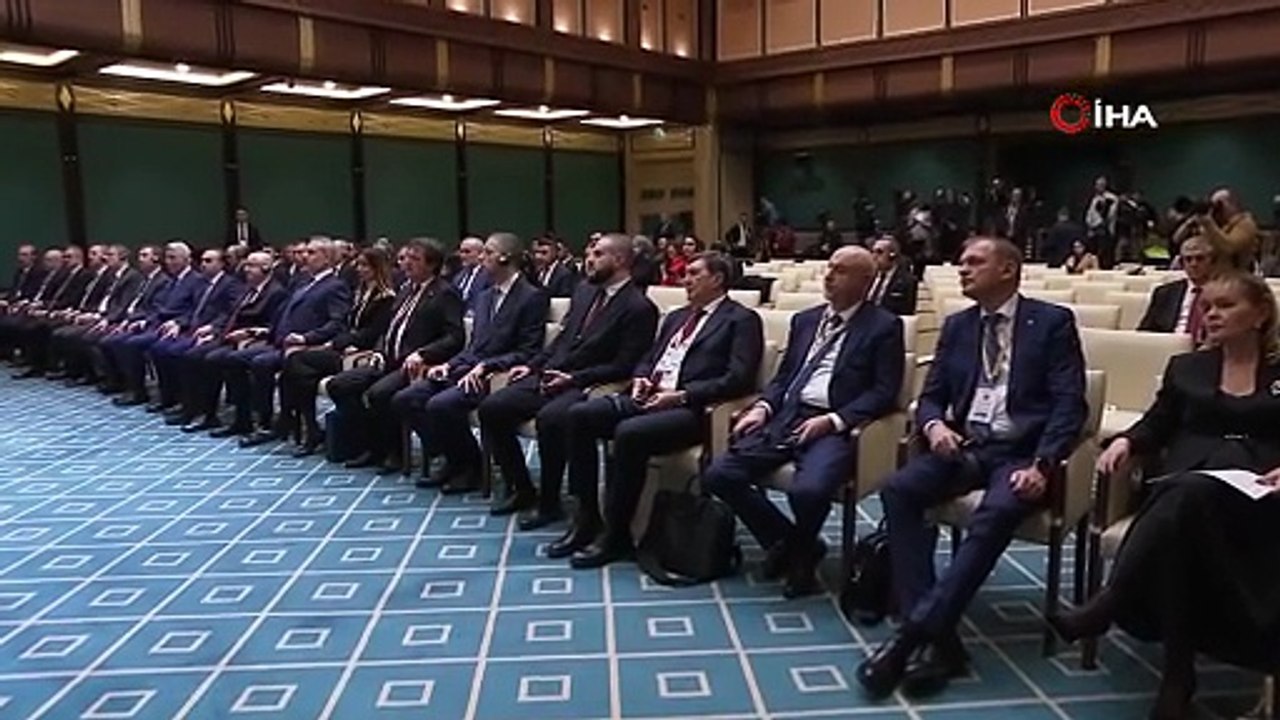 Cumhurbaşkanı Erdoğan: "Dünyada belirsizliğin arttığı dönemde Türkiye olarak çevremizde ve ötesinde barışın ve huzurun tesisi için var gücümüzle çalışıyoruz"