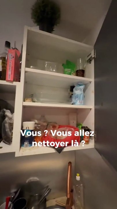 L'incroyable vidéo du député RN, Thibault Monnier, qui se retrouve nez à nez, dans son appartement avec un squatteur algérien sous OQTF, qui refuse de partir