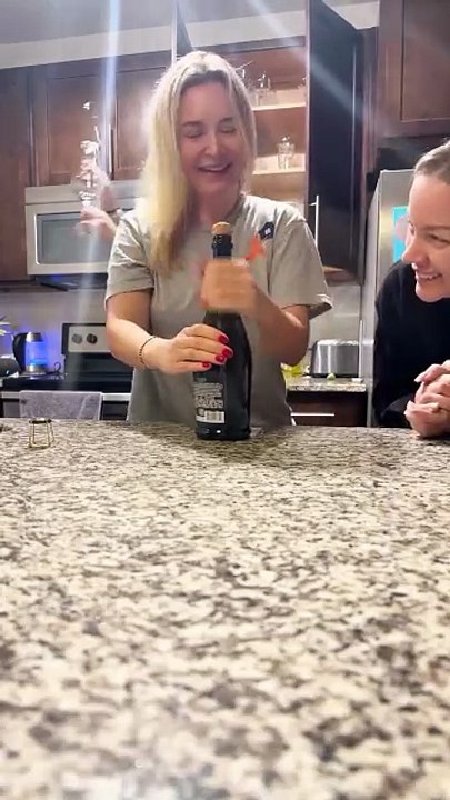 Ouvrir une bouteille de champagne par échauffement