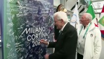 Pranzo con gli atleti e selfie per Mattarella al Villaggio olimpico di Cortina