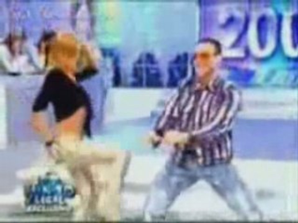 Magic System vs JCVD- Zouglou Dance remix (short version)