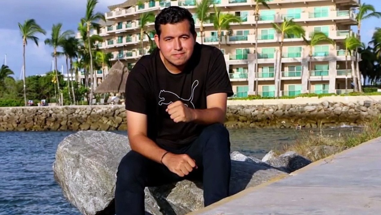Confirman que camioneta volcada era oficial | CPS Noticias Puerto Vallarta