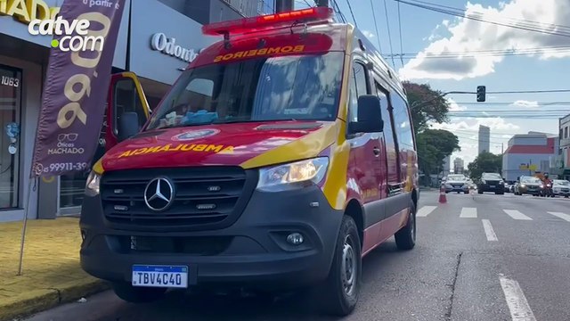 Idosa é atropelada na faixa de pedestres no Centro de Cascavel