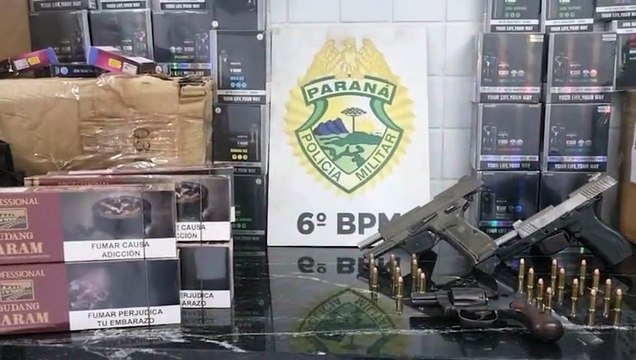Ação policial resulta em apreensão de armas de fogo e detenção de monitorado em Cascavel