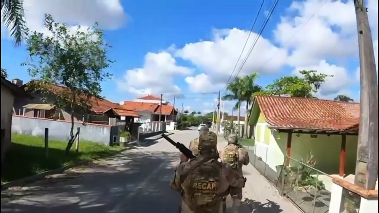 Núcleo especializado da Polícia Penal recaptura homem condenado a 40 anos de prisão em SC