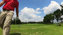 How does it feel to golf in Singapore Most Exclusive Golf Country Club Road To Breaking 100 Day 1