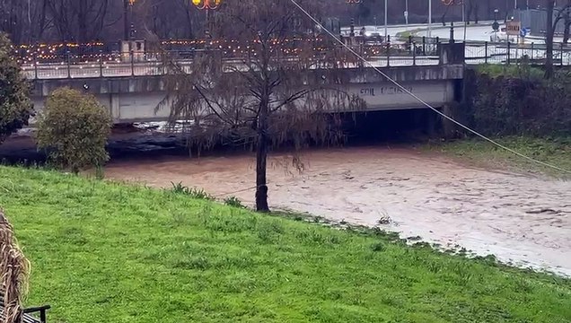 Notte di maltempo in Calabria: rischio esondazioni nel Cosentino