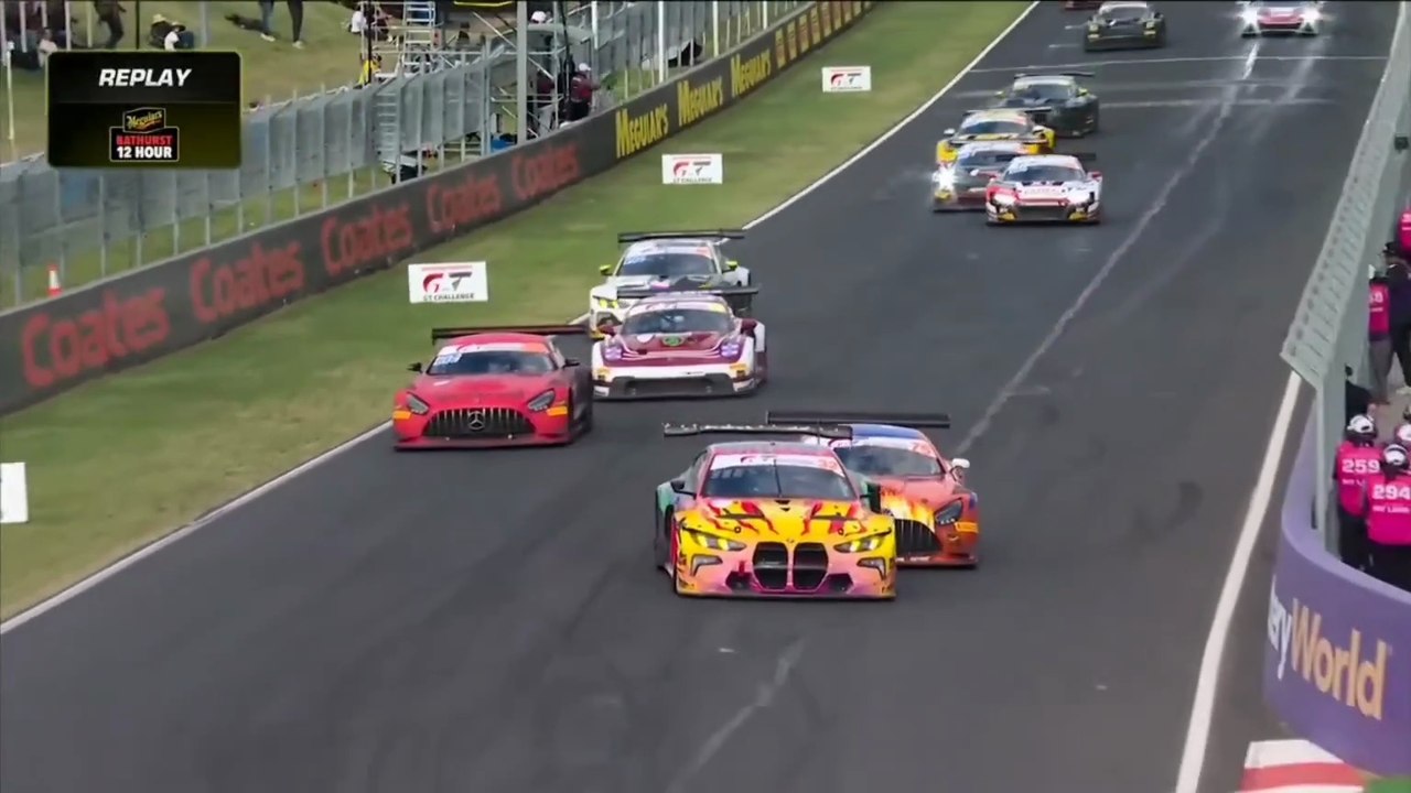 12H Bathurst 2026 Race Restart Gounon Push Van Der Linde