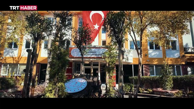 Emine Erdoğan, TOGEM-DER 22 Okul 22 Kütüphane Açılış Töreni'ne katıldı