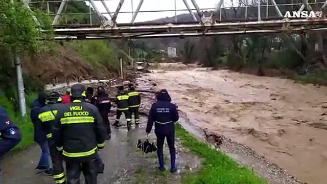 Esondati due fiumi nel Cosentino, alcune famiglie isolate