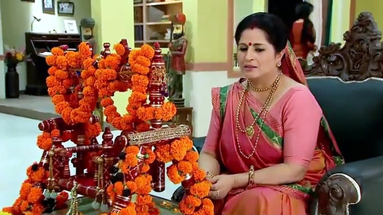 Saraswatichandra S04E35 Budhidhan wishes Pramad Full Episode