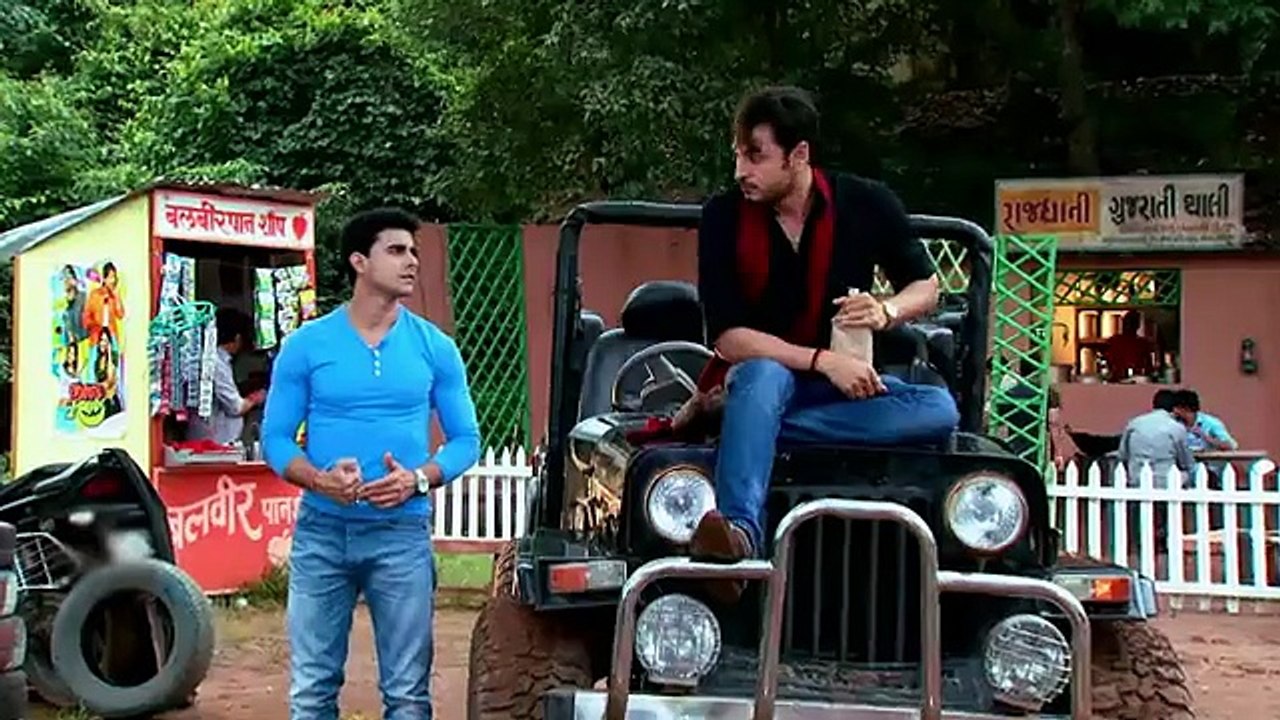 Saraswatichandra S04E32 Pramad slaps Saraswatichandra Full Episode