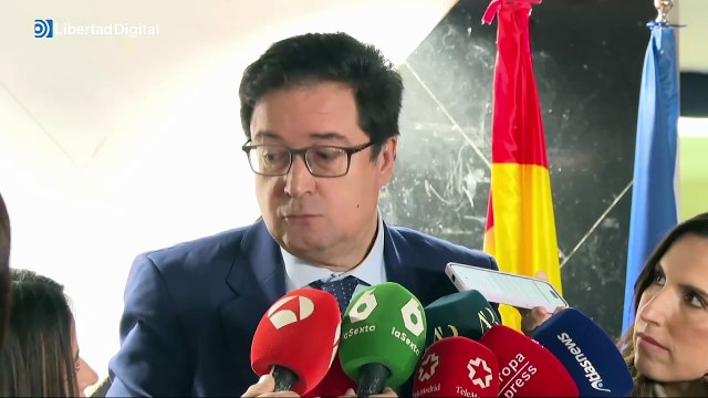 Óscar López no se disculpa y echa la culpa al fallecido Lambán