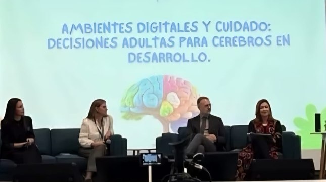 PARTICIPACIÓN IFMNOTICIAS EN EL FORO AMBIENTES DIGITALES, Colegio San José de las Vegas.
