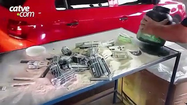 Receita Federal apreende 413 cigarros eletrônicos em potes de suplemento