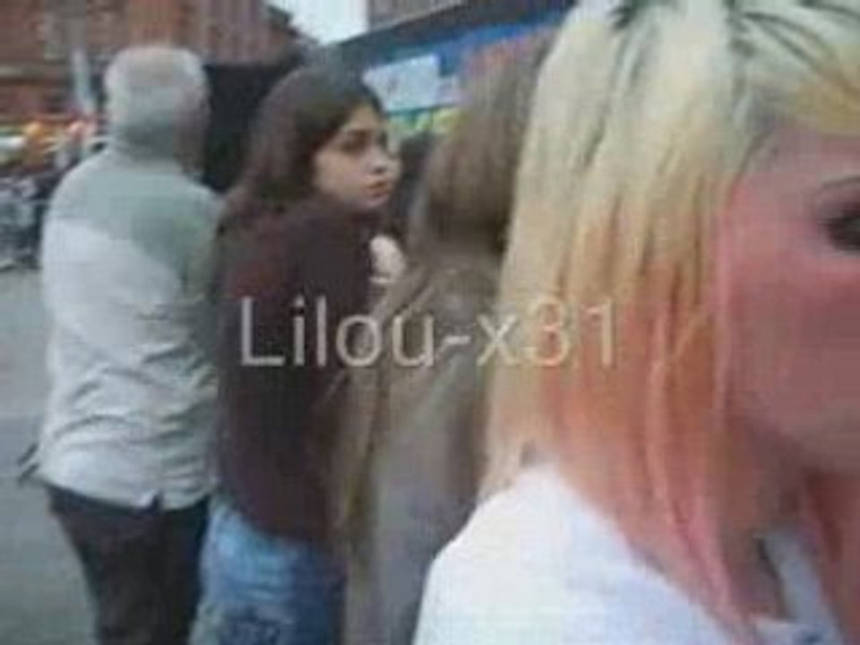 Place du Capitole ak les filles