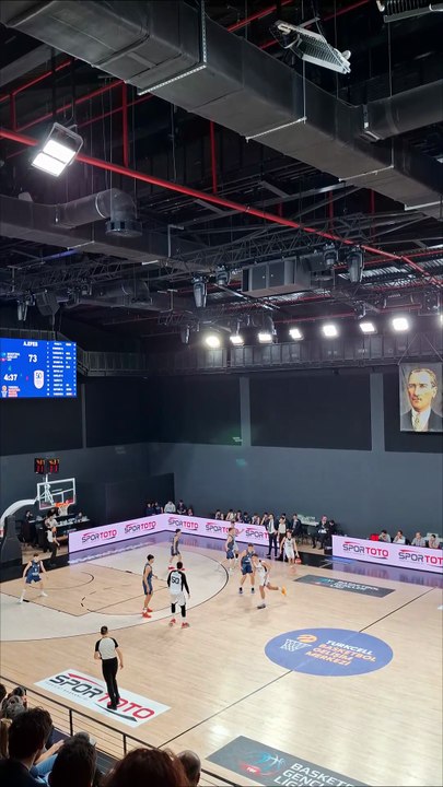 Maç Sonucu - Beşiktaş 87-90 Anadolu Efes - Basketbol Gelişim Merkezi C3