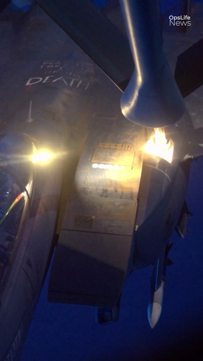 How Aerial Refueling Works in Total Darkness?