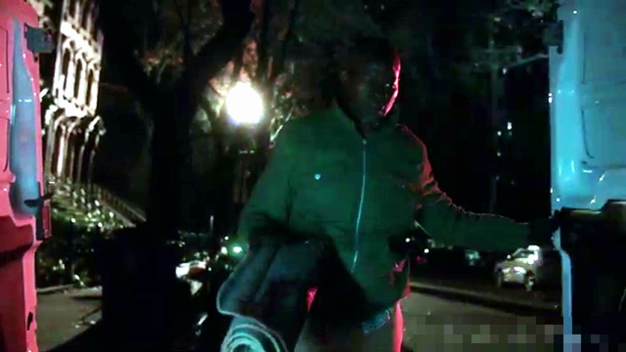 Woman Tries to Scam a Rich Surgeon Unaware He is Playing God, movie recaps