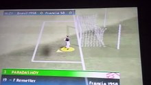 BRASIL  1958 VS FRANCIA 1958 RETRO LEYENDAS SALA DE JUEGOS FIFA 2000 PS1