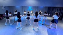 Những ngày cận tết tình hình lớp cô kiểu Dc : @Quachngocanh@VL Dance Studio _ Đà Nẵng