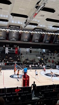 Maç Başı - Beşiktaş v Göztepe - Vodafone Sultanlar Ligi 22. Hafta