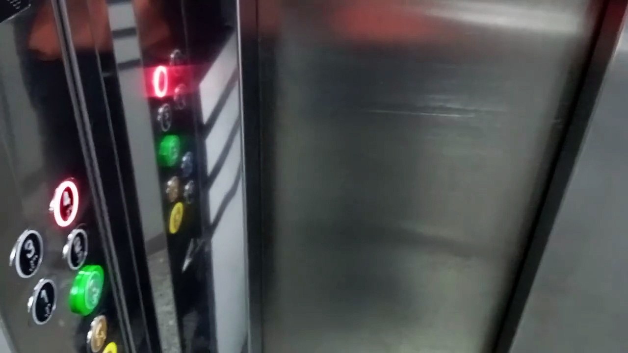 2018s mod enes in my old apartment in üsküdar istanbul