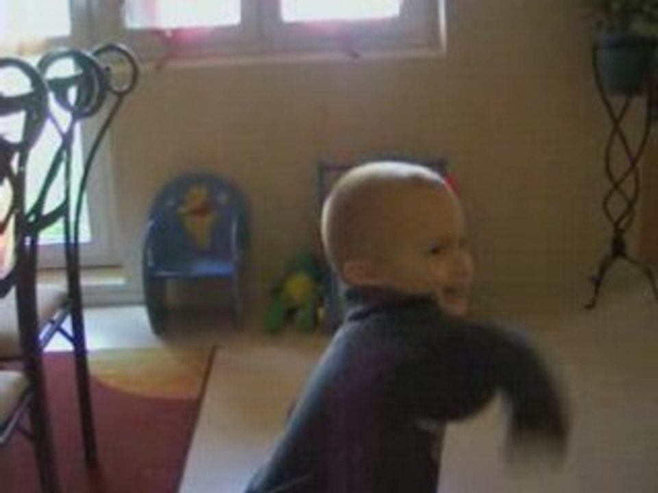 hugo 2ans debutant lol!!