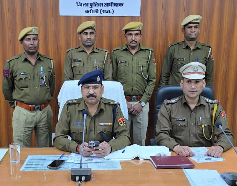 सरसों की फसल के बीच पुलिस ने पकड़ी अफीम की अवैध...