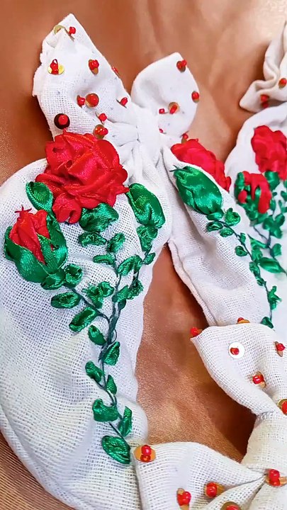 Beautiful embroidery bow, Ribbon embroidery bows and hair clips