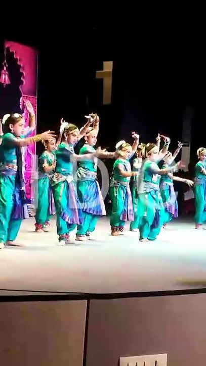 Nrityki Dance l Bharatnatyam l Indian Cultural Dance l Nritya Kala Dance. #ytstudio #youtubeviral #youtubeshorts #Nrityikaladance #indianculturaldance #classicalsangetdance #stagedanceperformed.